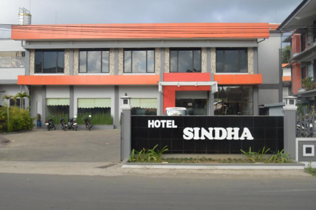 Рутенг: Hotel Sindha