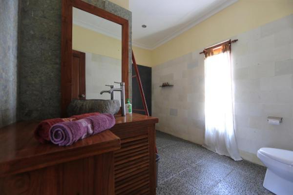 Гили Траванган: Aaliku Bungalows