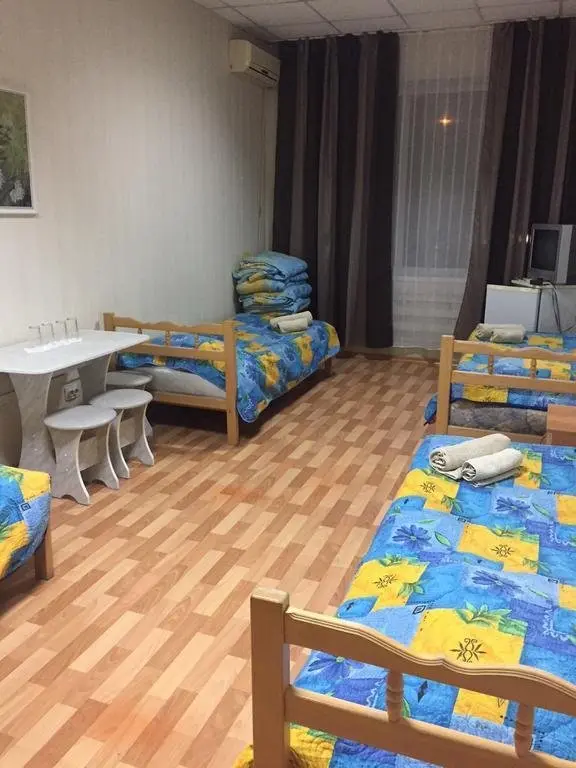 Тарасовский: Отель Ариэль-Д