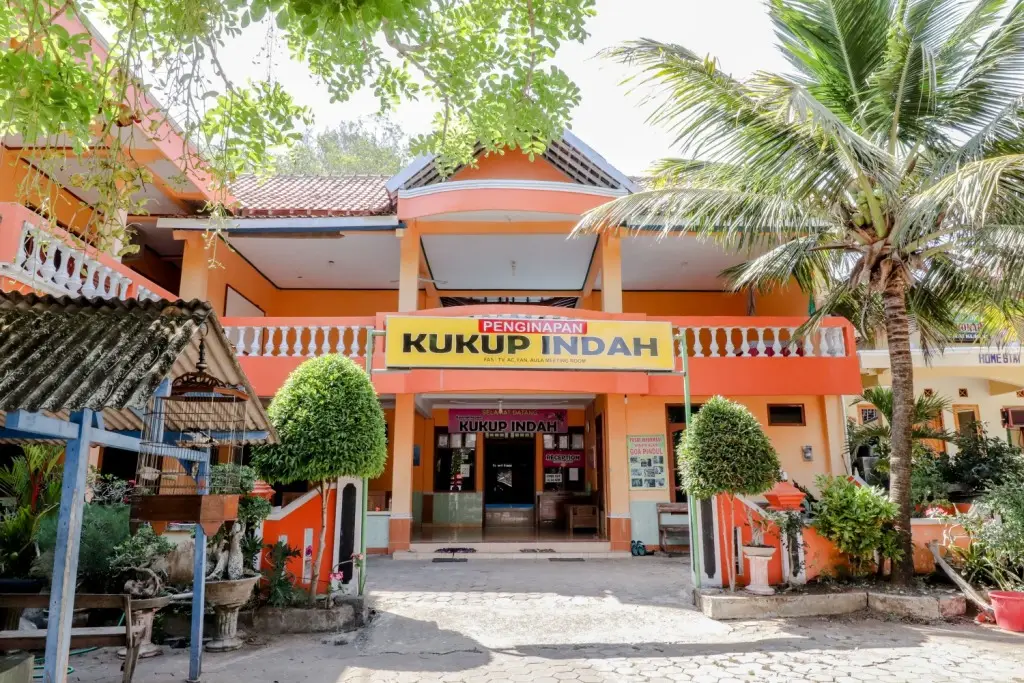 Парангтритис: Hotel Kukup Indah