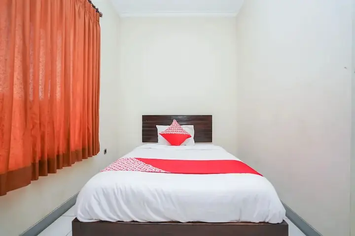 Проболинго: OYO 1430 Hotel Ratna Syariah