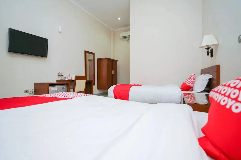 Проболинго: OYO 1430 Hotel Ratna Syariah