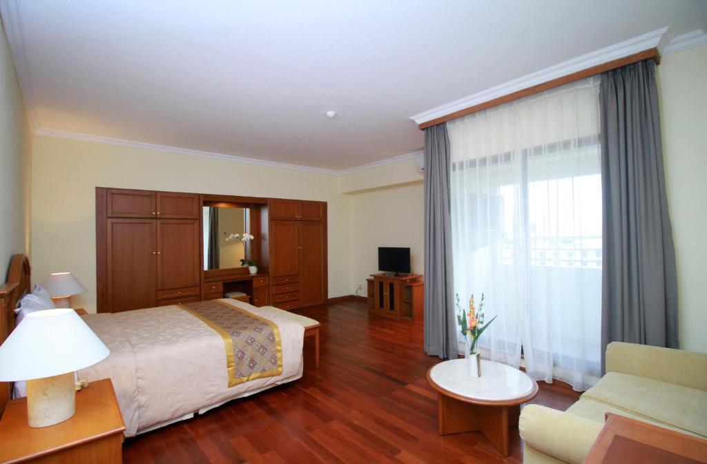 Джакарта: The Sultan Residences Jakarta
