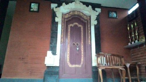 Ангантака: Griya Bun Sari