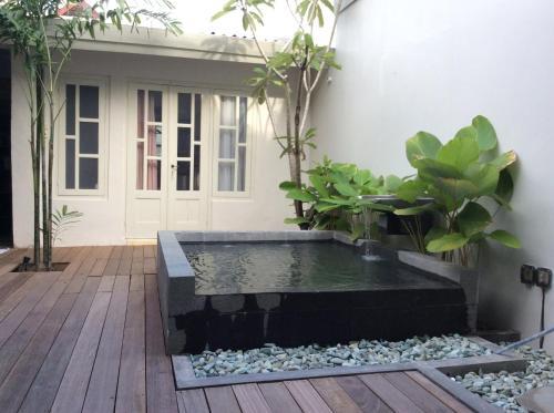 Джокьякарта: The Patio Yogya