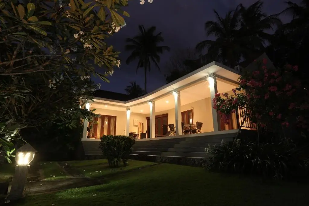 Матарам: Villa Bel-Air