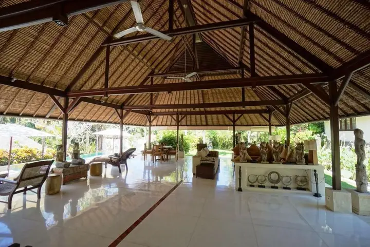Сукавати: Villa Kanti
