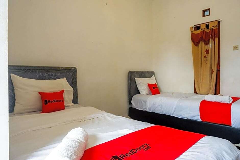 Джокьякарта: RedDoorz Syariah @ Elga Sastro Inn Malioboro