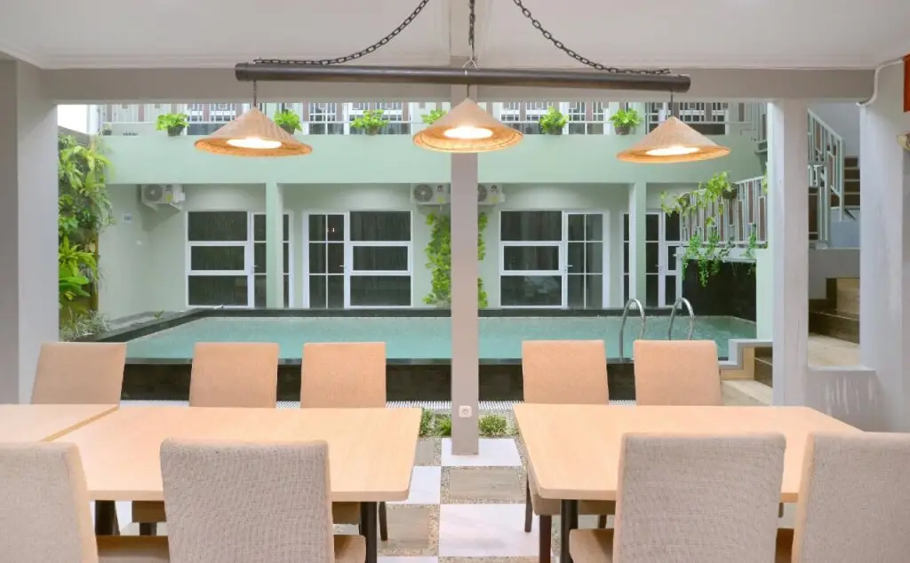 Депок: Royal Gejayan Homestay By OYO Rooms
