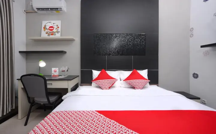 Депок: Royal Gejayan Homestay By OYO Rooms