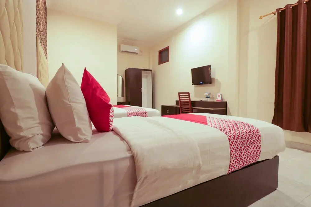 Сингараджа: New Garuda Hotel by OYO Rooms