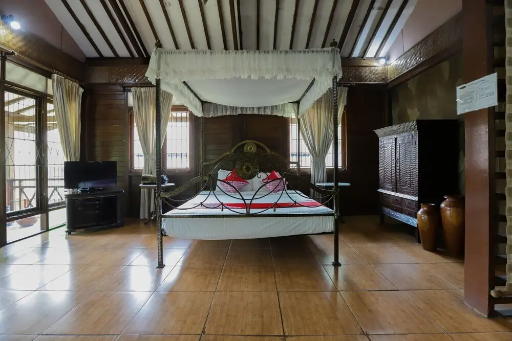 Сукарайя: New Panjang Jiwo Resort by OYO Rooms