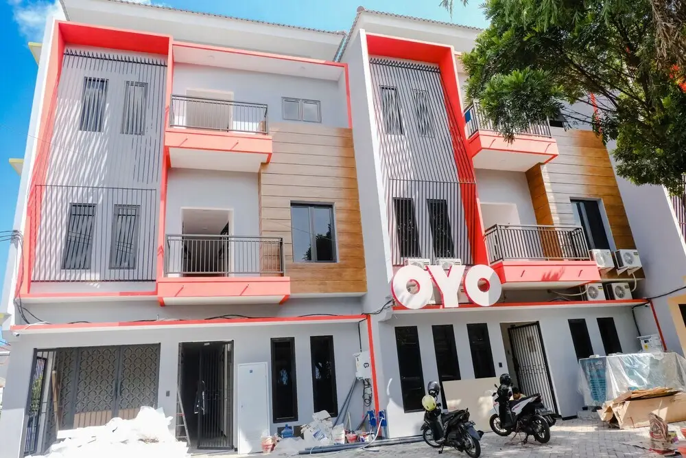Маланг: Oyo 1108 Smart Tlogomas