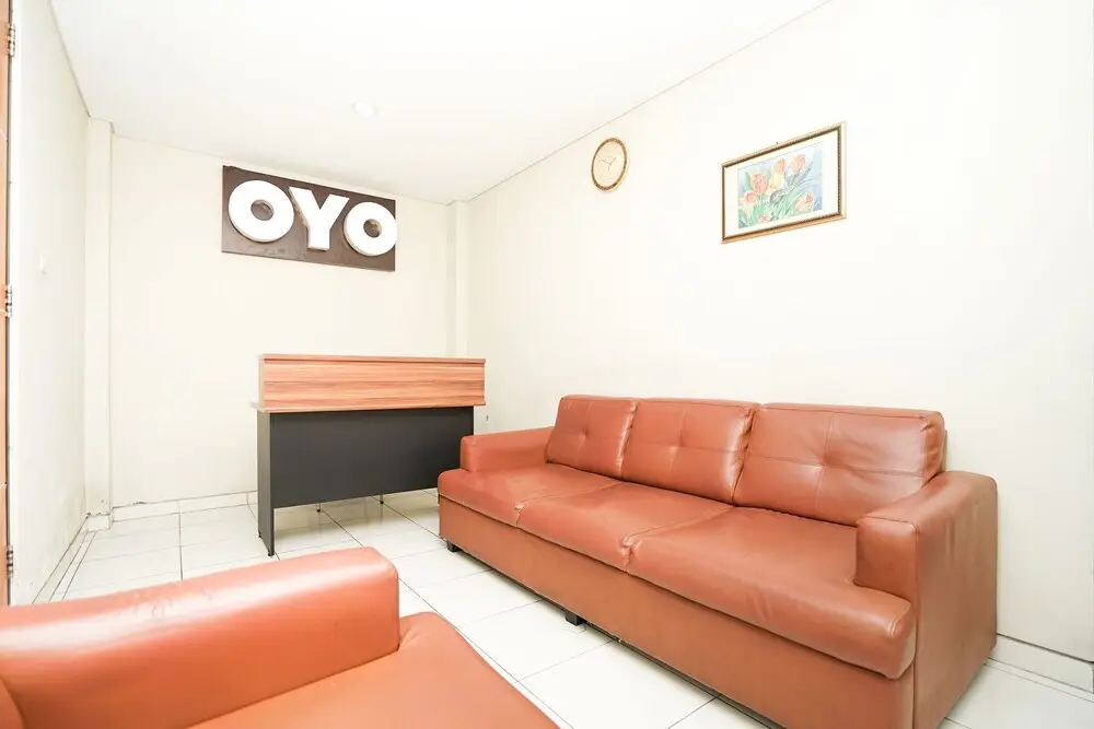 Сурабая: R-15 Residence by Oyo Rooms