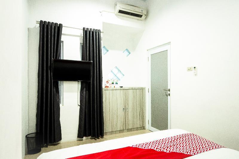 Бандар-Лампунг: Iciw Iciw Exclusive Homestay by OYO Rooms
