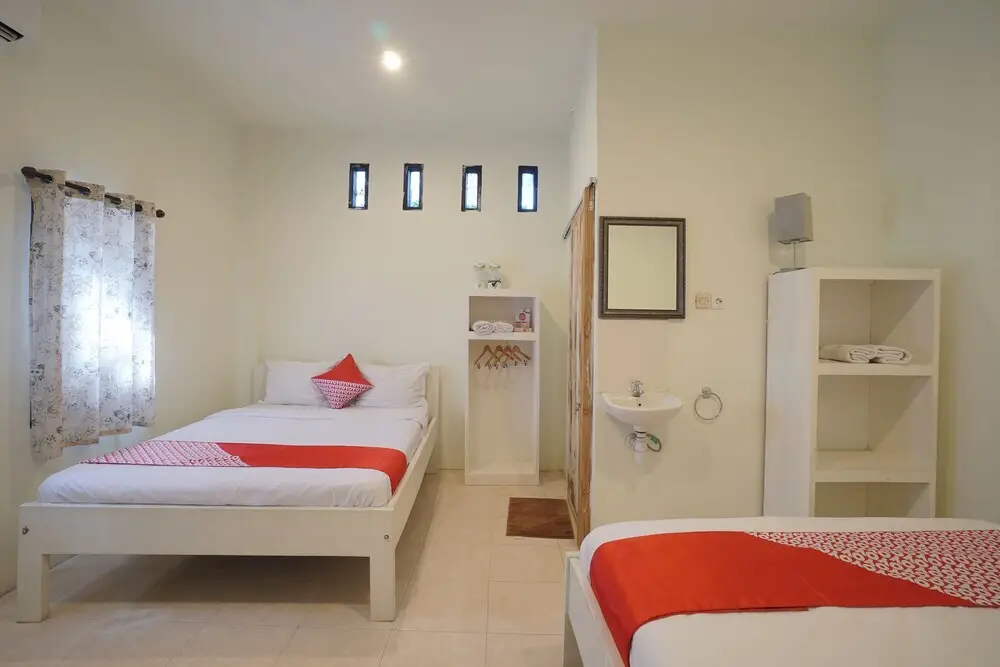 Лабуан-Баджо: Cajoma Guest House by OYO Rooms