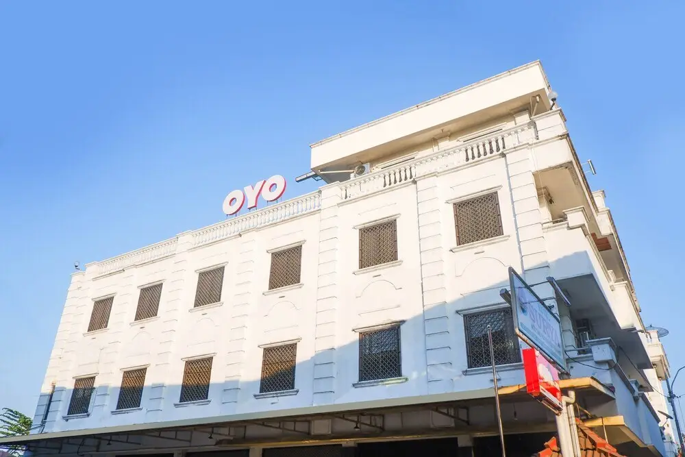 Суракарта: Hotel Surya Solo by OYO Rooms