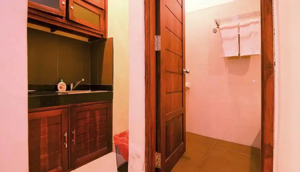Кута: The Legian 777 Guest House by RedDoorz