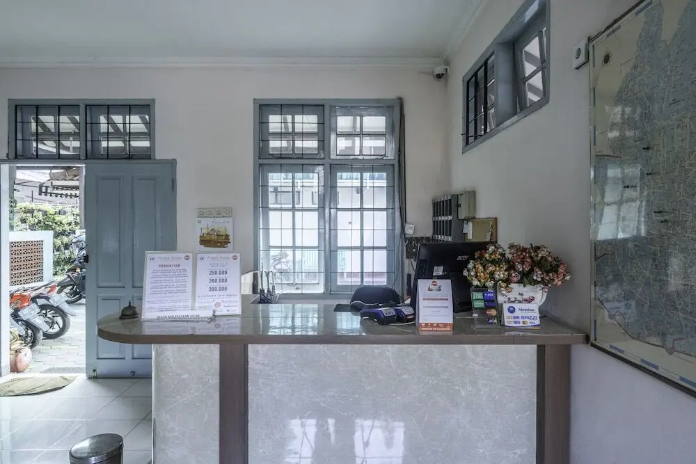 Бандунг: Pondok Kurnia by OYO Rooms