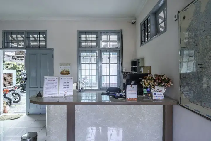 Бандунг: Pondok Kurnia by OYO Rooms
