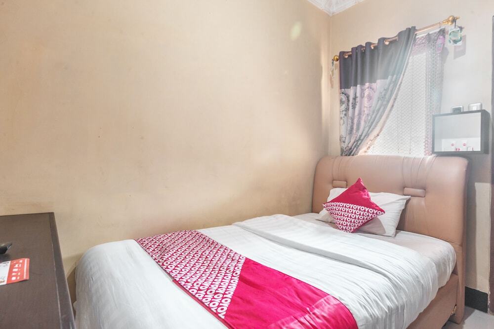 Чибинонг: Fallinda Hotel by OYO Rooms