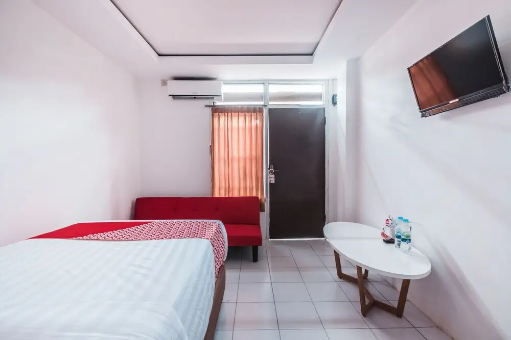 Бекаси: Angel Home Stay by OYO Rooms
