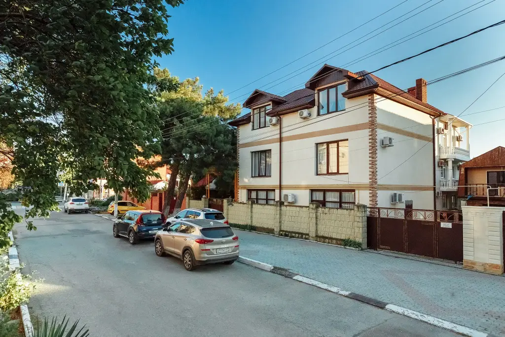 Геленджик: Atmosfera Guest house