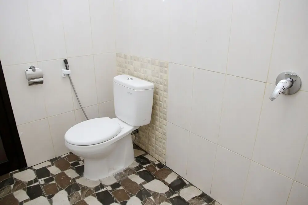 Палу: Brizky Hotel by OYO Rooms