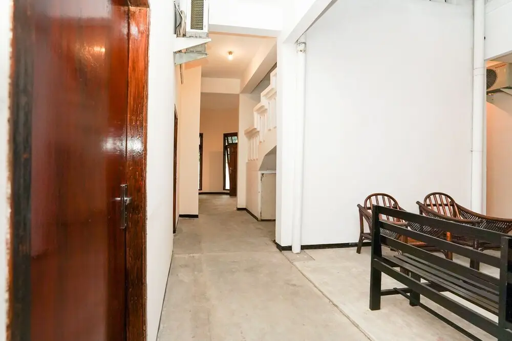 Сурабая: OYO 1374 Semampir Residence At Ahmad Yani