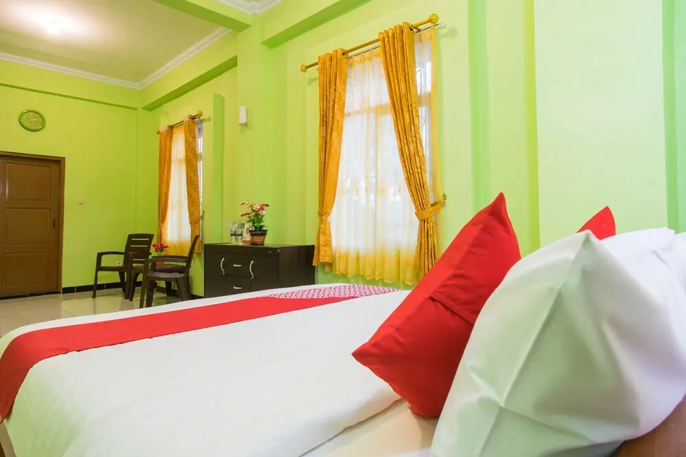 Батуретно: Rhona Guest House Syariah by OYO Rooms
