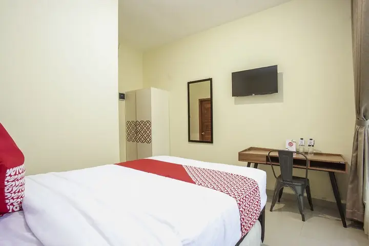 Депок: Eirini Family Homestay by OYO Rooms