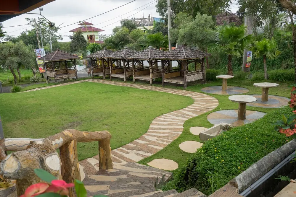 Бату: OYO 565 Mutiara Panderman Inn Syariah