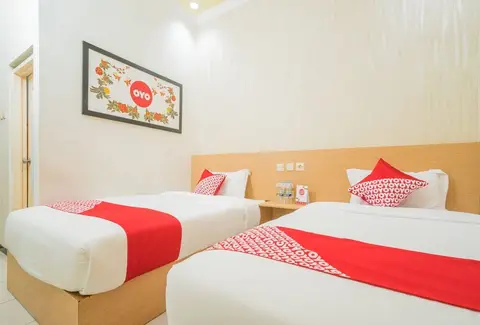 OYO 565 Mutiara Panderman Inn Syariah — фото 1