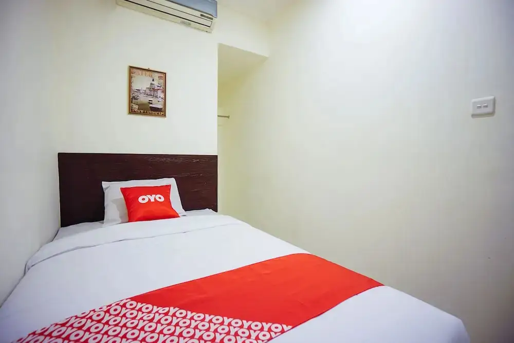 Манадо: Cozy Home by OYO Rooms
