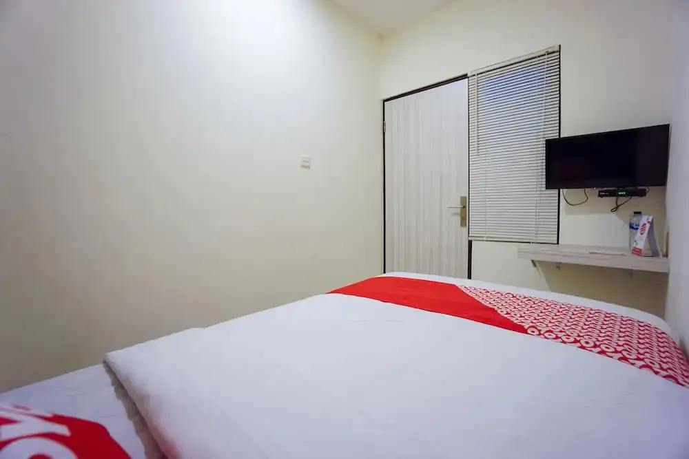 Манадо: Cozy Home by OYO Rooms
