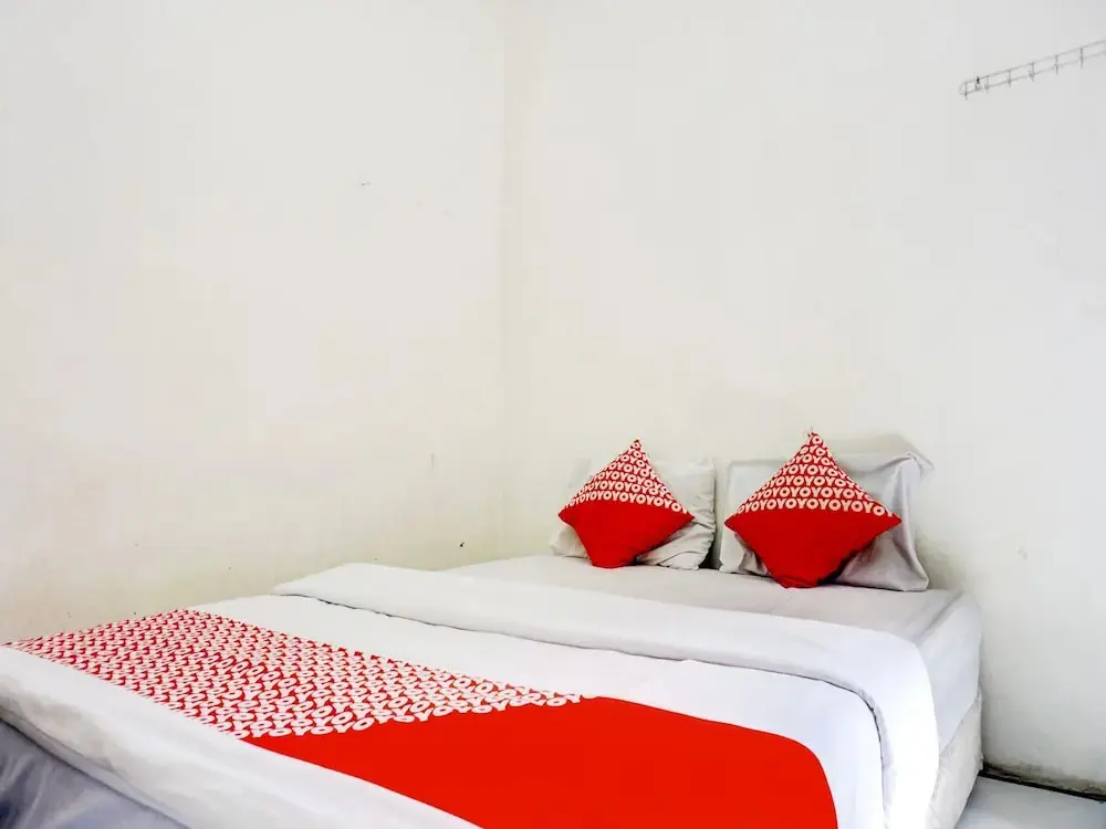 Сисолок: Penginapan Bunda by OYO Rooms