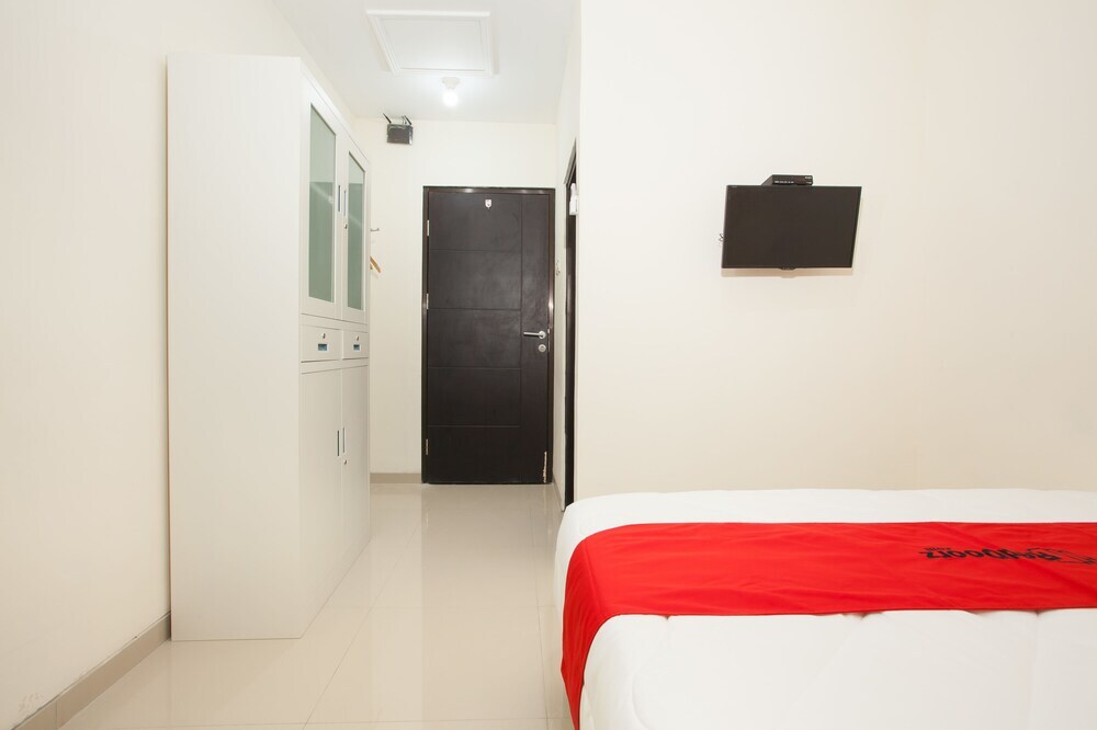 Сурабая: RedDoorz Plus @ K23 Rungkut Madya