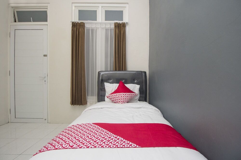 Ngaglik: Irooms Homestay By OYO Rooms