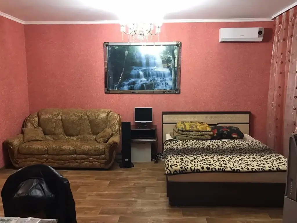 Тюмень: Атмосфера Комфорта на Мельникайте