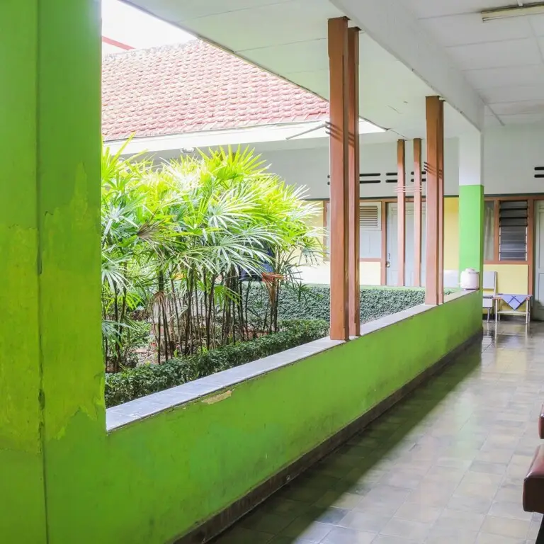 Сиамис: Hotel Budi Famili 1 by OYO Rooms