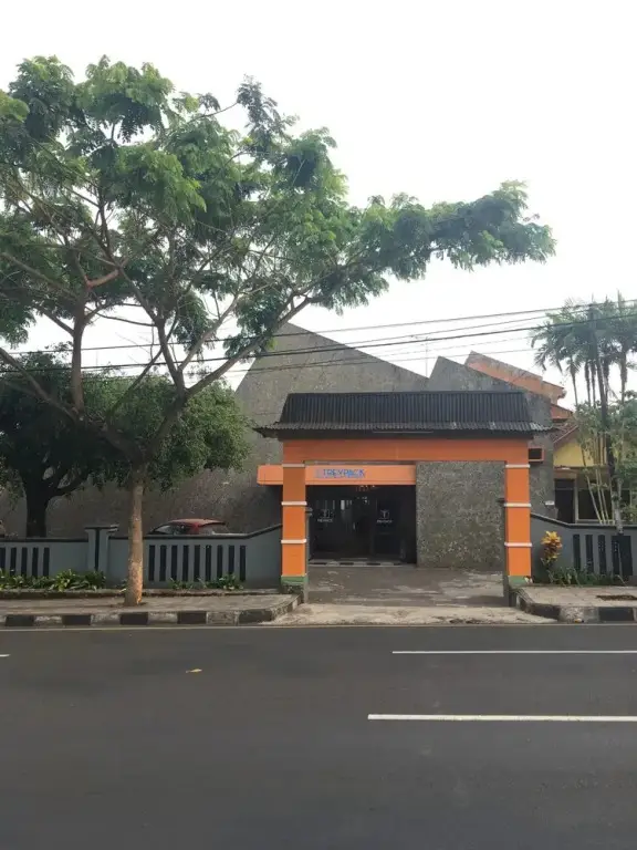 Hotel Budi Famili 2 by OYO Rooms — фото 1