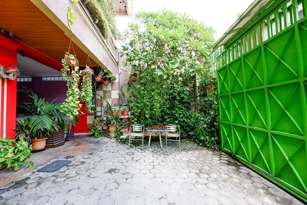 Суракарта: Wisma Daun by OYO Rooms