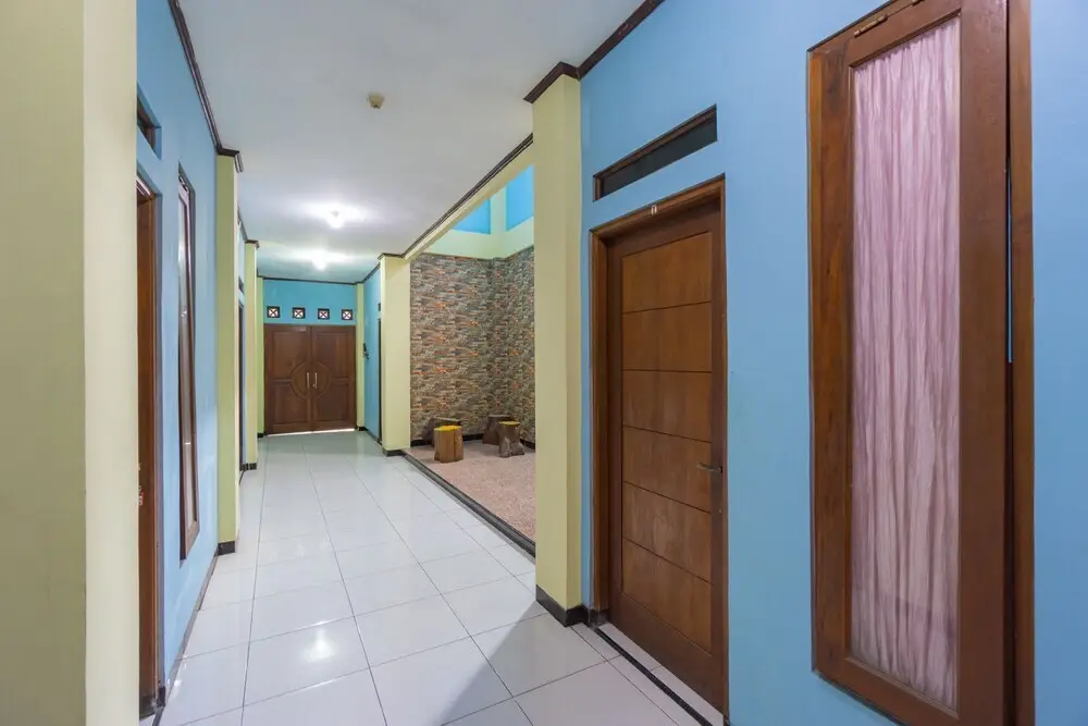 Wisma Griya Indah Lestari by OYO Rooms — фото 1