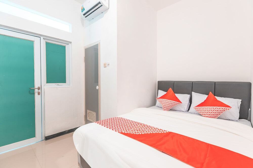 Джакарта: J&b Room Utan Kayu by OYO Rooms