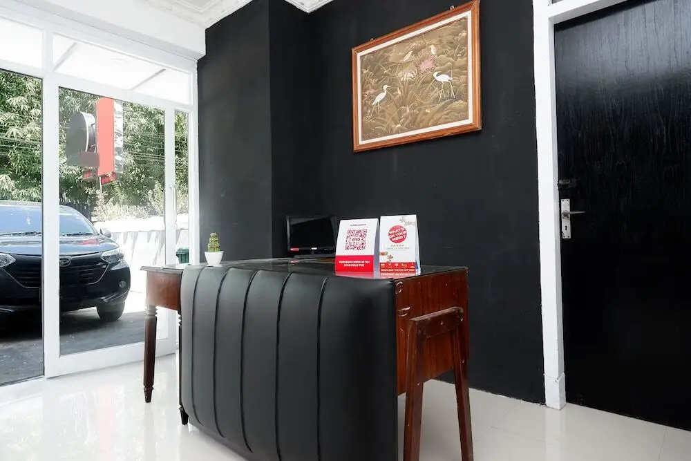 Клатен: Hotel Majestic Plaza Abc