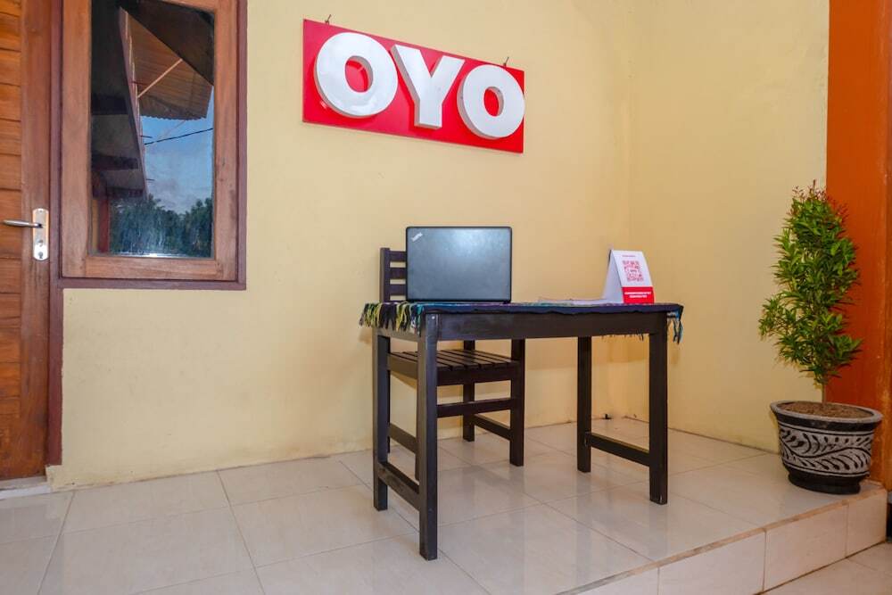 Кедири: Hening Homestay by OYO Rooms