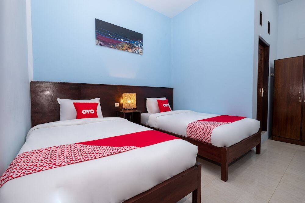 Кедири: Hening Homestay by OYO Rooms