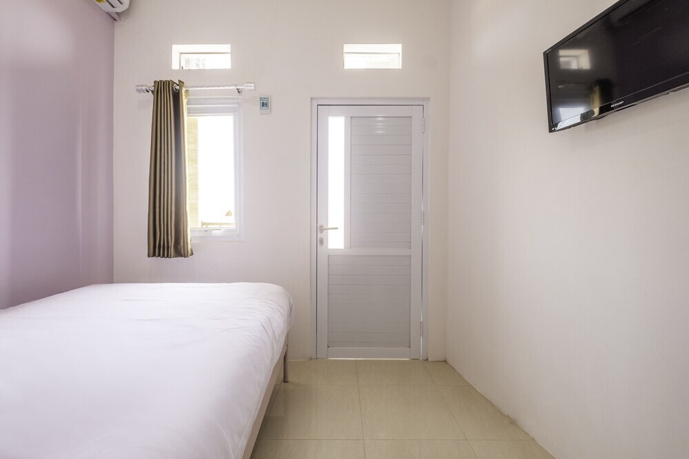 Чиребон: Griya Jasmine Syariah by OYO Rooms