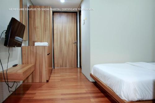 Куруг: Zen Rooms Permata 5 Karawaci Syariah