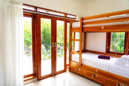 Чангу: Ahoy Hostel